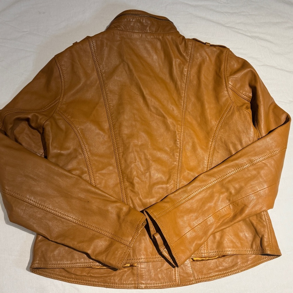 Wanderers Travel Co Leather Jacket- never worn - Picture 3 of 4